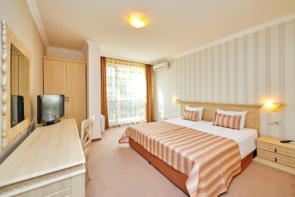 Penelopa Palace Apart Hotel & Spa Pomorie Luaran gambar