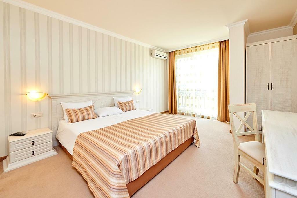 Penelopa Palace Apart Hotel & Spa Pomorie Luaran gambar