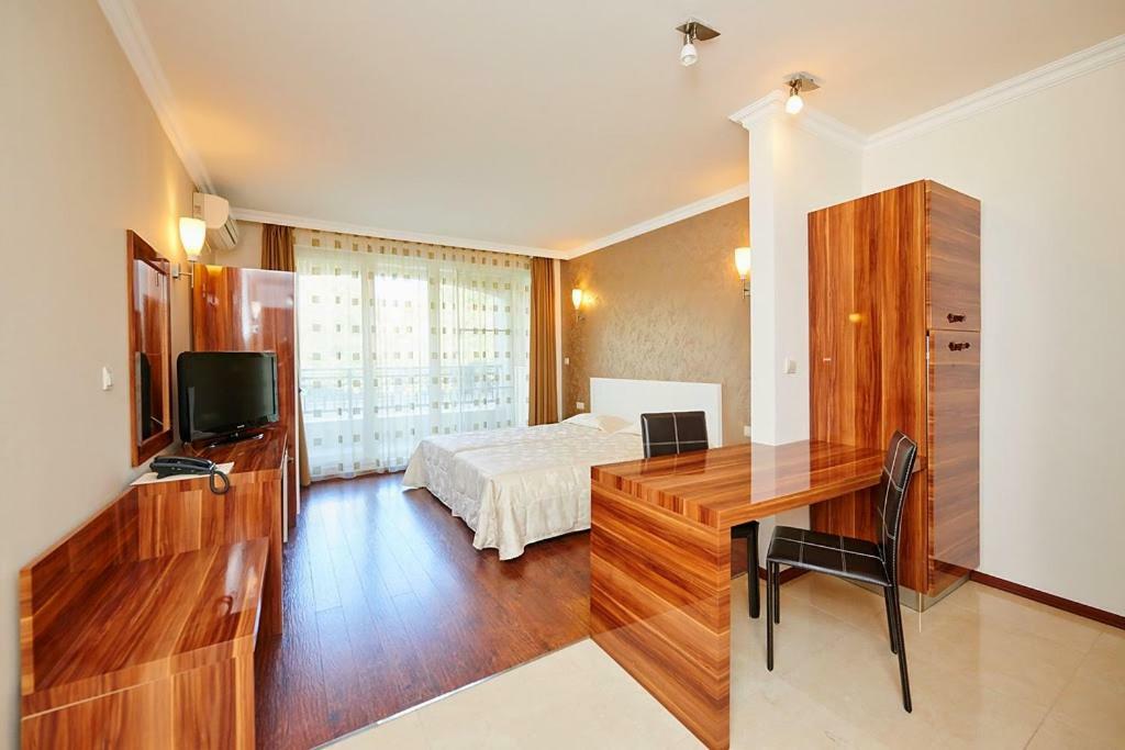 Penelopa Palace Apart Hotel & Spa Pomorie Luaran gambar